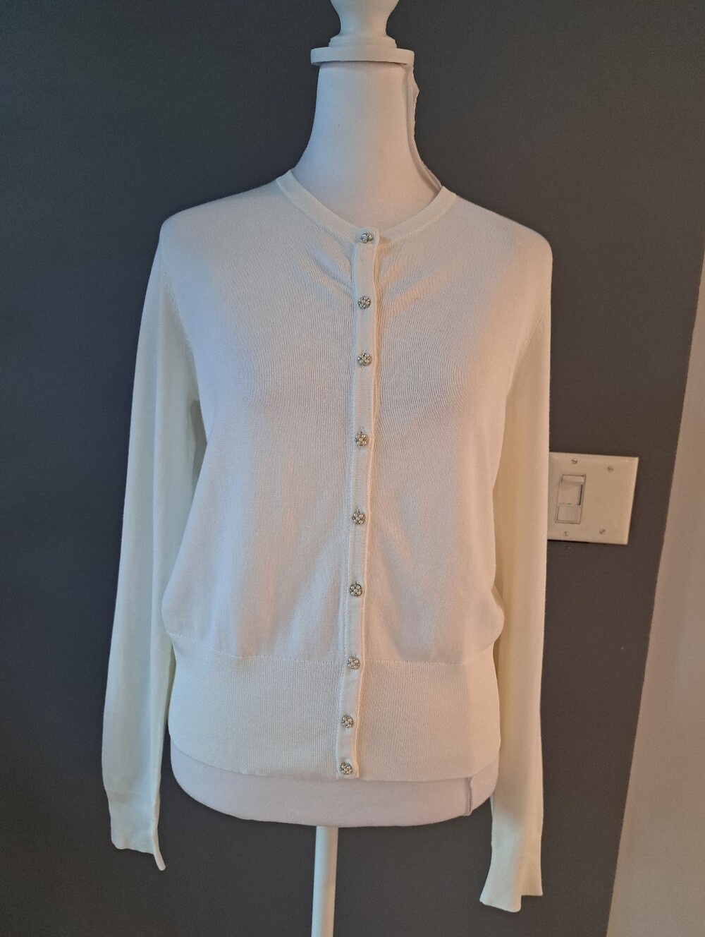 NWT White House Black Market Classic Cream Button-Front Women's Sweater Cardigan